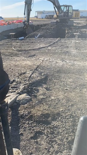 Electrical conduit bored under roadway - 4” HDPE @ 300 feet | ESM Directional Drilling & Hydrovac Services