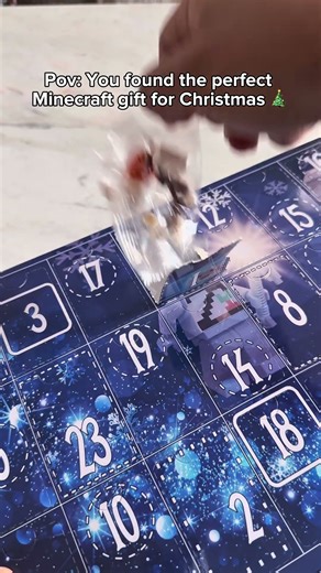 The coolest Minecraft-style countdown! 🎄 #minecraft #minecraftgift #christmasgift #adventcalendar