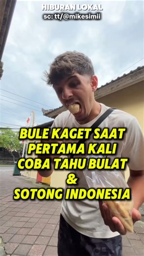 Bule Kaget Saat Pertama Kali Coba Tahu Bulat & Sotong Indonesia #reaksibule #bule #shorts
