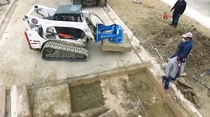 3.4K views | Slicing and dicing! Vacuum lifting attachments can be used for concrete, stone, steel plate, and more and can be mounted on skid steer, mini skid or mini excavator. The lift capacity is over 4,000 lbs  #skidsteer #skidsteerattachments #concrete #concreteremoval #concretedemolition #demolition #concreteslab #vacuworx #constructionequipment #skidsteersolutions | Skid Steer Solutions | Facebook