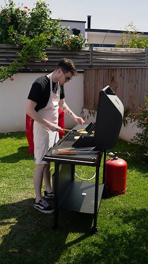 🔥 Faites chauffer la plancha ! Des barbecues & planchas à gaz pour tout réussir : de l’ananas rôti aux brochettes bien dorées 😋 Faites-le vous même, mais pas tout seul ! 📍Dumbéa - Green Retail & 📍 Koné. | Mr.Bricolage Nouvelle-Calédonie