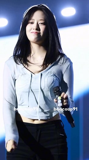 251101 SWIH Concert Day 2 SoundCheck- #IVE #AnYujin #안유진 #아이브 ©beacoup91 | Yujin - IVE 안유진