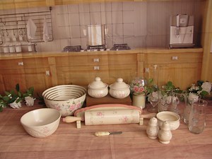 Vintage Pfaltzgraff Tea Rose Stoneware Nesting Bowls Platters-serving Bowls-sugar Creamer Salt Pepper - Etsy