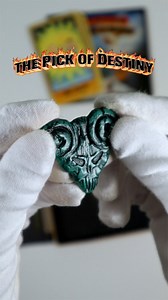 Tenacious Defense on Instagram: "Unboxing The Pick of Destiny [Deluxe Edition] 💎 I synchronized the video with ''Guitarway to Heaven'' track from "More Rocktastic Music from the Film" album that was produced by @andrewrgross & John King (@dustbrothers) #tenaciousd #jackblack #kylegass #unboxing #guitarpick #collection"