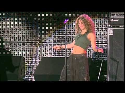 Shakira & Alejandro Sanz Live "Los 40's" (Juan Carlos Melian on percussion)