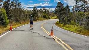 Chain of Craters Road reopens to vehicles after earthquakes crack pavement | Big Island Now