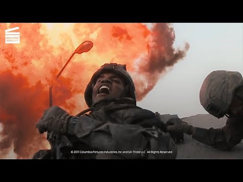 The moment when the military hits the alien ship: Battle: Los Angeles (HD CLIP)