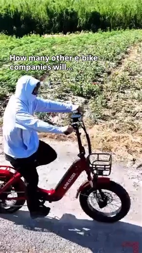 Not every e-bike company goes the extra mile. At Smartpower, every bike is: ✅Fully built and fine-tuned by a qualified mechanic ✅Test-ridden before it leaves the workshop Repacked safely and shipped FREE to your door (yes, even rural NZ) ✅Easy to finish at home with just 2–3 simple tools ✅Backed with 24/7 support and a full warranty That’s the difference between buying an e-bike and buying peace of mind. Ready to ride smarter? Check out our range today (link in bio). #ebikenz #ebikeshop #ebikeli