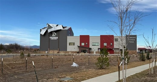 Dangerous winds damage buildings, down trees in Colorado