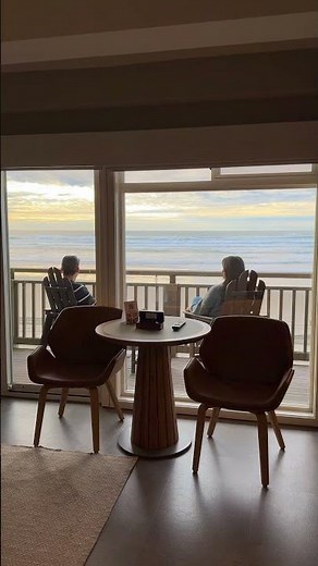 Surfsand Resort is Cannon Beach at its best — ocean views, beachside walks and coastal cuisine.