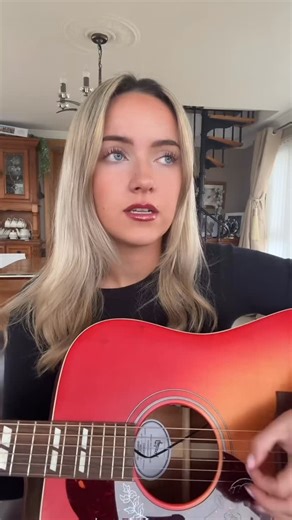 Jessica O’Neill | Dancin On My Own 🪩 #dancingonmyown #singer #cover #fyp #robyn | Instagram