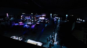 いよいよ明日開催！Adobe MAX Japanはスタッフ一丸となった作業で、着々と皆様をお迎えする準備を整えています。会場にお越しくださる方も、オンラインで視聴いただく方もお楽しみに！https://adobe.ly/2jrzSh9 #maxjapan | Adobe Creative Cloud