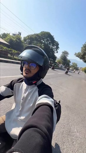 Solo Trip Part 2 . . . . #chillinginnepal #butwal #pokhara #solotrip #saripakha #khumaidada #trek #vlog { 5days solo trip pokhara, saripakha, village, khumaidada } | Chill Mate
