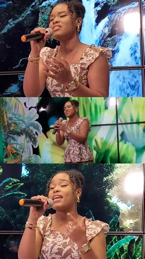 I had the most wonderful time on Trinity TV today! Was a blessing to share some worship songs and lift up His name. 🙏🏼🙌🏼 @Petra J Thank you for having inviting! ✨🙏🏽 #TrinityTV #Worship #Grateful #Praise #alyssajosephmusictt