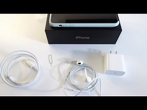 iPhone 11 Pro Max GOLD 256GB Unboxing Hands On | Apple Silicone Case in Beryl