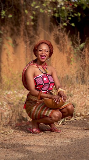 Revivons un peu l’histoire racontée par notre maman @Natou baswidga❤️ @Jordan Garçon bio et moi on a dansé ça jusqu’à 😂💪🇧🇫 🎥:@Josué zato🎥🇹🇬🇧🇫 #lerivastoura #tiktokburkinafaso🇧🇫🇧🇫🇧🇫 #pourtoi #fyp