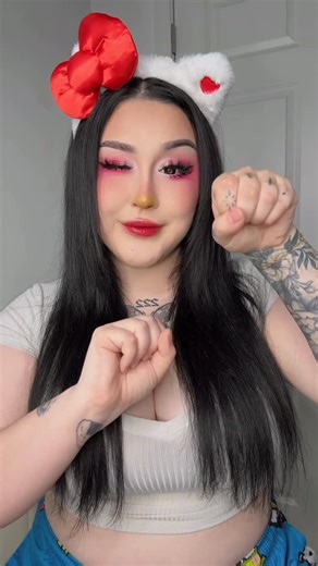 nana 🍙 | SANRIO INSPIRED MAKEUP: hello kitty 🎀 :: #makeup #makeuptutorial #sanrio #hellokitty #makeupchallenge #kawaii #beauty | Instagram