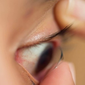 992 reactions · 2.5K shares | QUIZ: Take this quiz to win your free 15 pairs of Hubble Contacts. | Hubble | Facebook