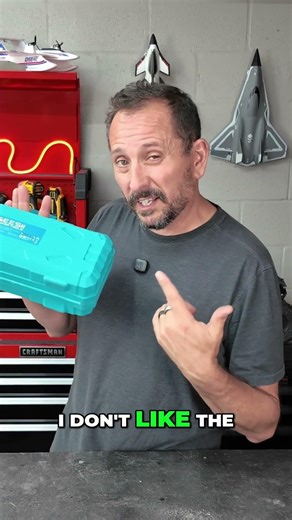 Color Conflict: Choosing the Right Tool Hue #shorts