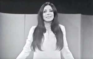 La chanteuse Renée Claude décède de la COVID-19 - Hollywoodpq.com