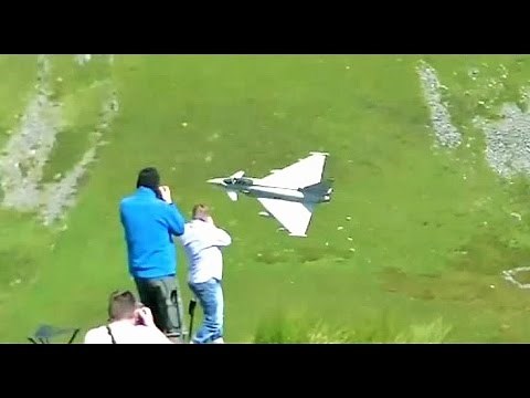 Low Fly Military Aircraft - Mach Loop, Wales