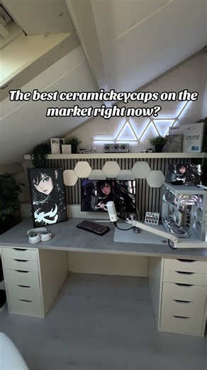 These keycaps are so pretty! 🤩 Thanks to @cerakeyofficial #cerakey #keycaps #ceramic #whitesetup #girlsetup