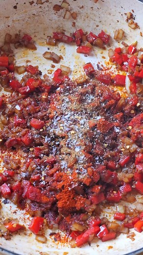 94K views · 3K reactions | There are so many variations of baked eggs. Some people call it baked eggs, some call it shakshuka, some even call it eggs in purgatory. Mine is a mix of all of these things. It might not be 100% traditional, but it is 100% delicious! https://daenskitchen.com/baked-eggs/ | Daen’s Kitchen | Facebook