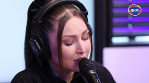 191K views · 1.8K reactions | [#Live] Vous adorez son titre "Je pense à vous" que vous entendez souvent sur #RFM, découvrez le magnifique live de Linh 朗 | RFM | Facebook