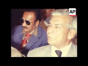 SYND 31 7 85 LEADER OF BANGLADESH, GENERAL ERSHAD, RESTORES LIMITED POLITICAL ACTIVITY IN DHAKA