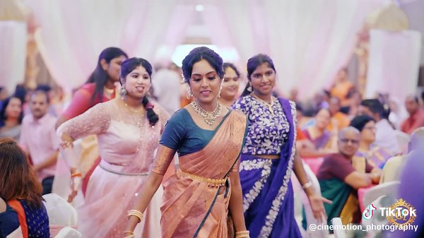 Bridesmaid Dance at Wedding | Indian Bridal Party Inspiration