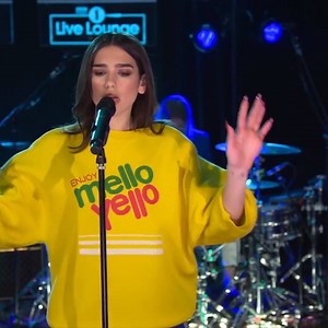 🍋 Dua Lipa wearing our Marc Jacobs x Mello Yello Embellished Sweatshirt 🍋 | Marc Jacobs