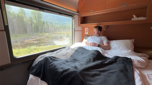 What it’s really like spending days crossing America by sleeper train