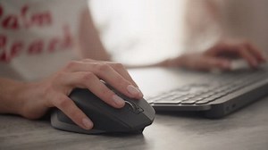 Close-up Hand Using Computer Mouse Stock Footage Video (100% Royalty-free) 3747006563 | Shutterstock