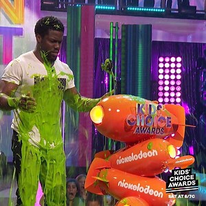 140K views · 554 reactions | Real talk, we're tuning into tonight's Nickelodeon Kids' Choice Awards just to see who gets slimed. | Lip Sync Battle | Facebook