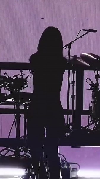 5.4K views · 762 reactions | #Paramore performing 'Decode', in San Diego, CA  ️: @n.aeey | We Are Paramore | Facebook