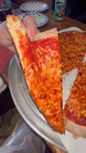 Another perfect Apizza with Joe from New Haven Pizza Crew at The Little Rendezvous in Meriden, CT Get there early cause they get busy quick over there #cultinaryroadtrip #apizza #foodie #pizza #Connecticut #NewHavenApizza | Cultinary Road Trip