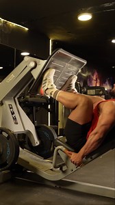 The reps hurt, The sweat’s real,The burn is intense. But the results? 100% worth it. 💪🔥 Every drop of effort brings you closer. Closer to strength, Closer to confidence. Closer to the version of you that doesn’t quit. 📍​Join us now: 23 Dr. Ahmed Okasha St, Elbanafseg, First settlement, New Cairo. ​📱​Contact us on DM or phone: 01114493451 #fit_map_gym #gym #workout | Fit Map Gym