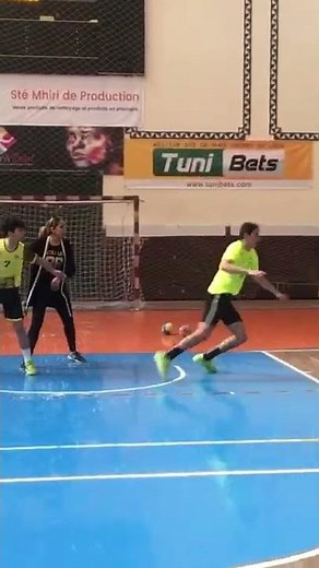 Un exercice pour améliorer La Défense chez les jeunes handballeurs