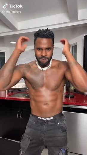 Abs are made in the kitchen 🤷🏾‍♂️