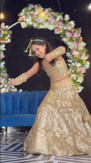 Meri Banno Pyari Pyari | Wedding Choreography | Ravya’s Performance on Bua ‘s Engagement #viral