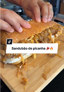 Sandubão de picanha: receita completa com batata palha e molho