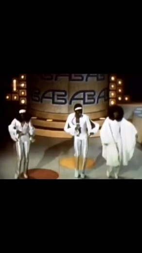 The Undisputed Truth - Smiling Faces Sometimes #theundisputedtruth #solidgoldsoul #rnbmusic #rnb #souljams #rnbsoul #slowjams #love #lovesongs #grownfolksmusic #weddingsongs #slowjams #oldschoollovesongs #soultrainlive #oldschoollovesongs #slowjamsmix #rnbmusic | Jazzy Soul Musiq