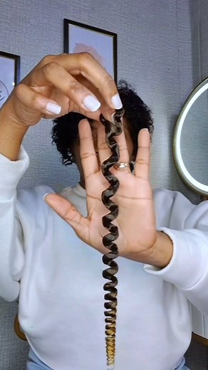 11K views · 10K reactions | Tutorial de como criar os cachos perfeitos com a Rainha Braid ✨​ Veja Passo a passo feito pela @zemuja ​ #rainhabraid #DarlingMoz #DarlingMoçambique #Moçambique #realcesuabeleza | Darling Moz | Facebook