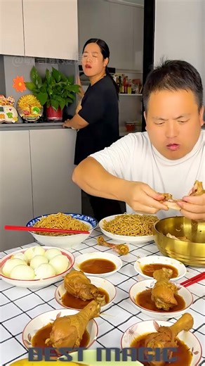 He thought it was normal food... surprise! 🌶️ #SpicyPrank #MukbangMagic #CoupleFun | Best Magic