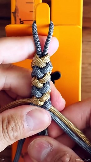 77K views · 1.2K reactions | Making a Loop Paracord Bracelet #weaving #loopartist #paracordprojects #braceletmaking | The Weavers of Eternity Paracord | Facebook
