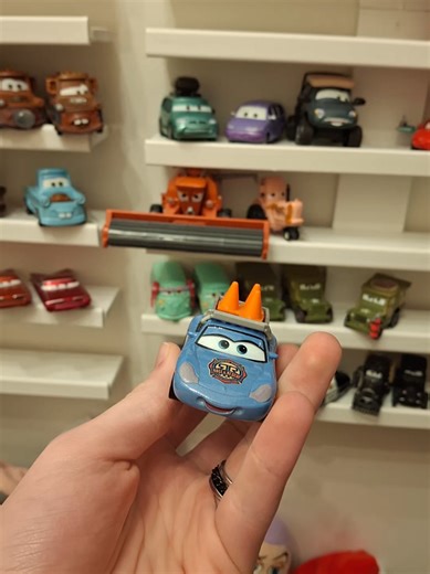 Exploring Diecast Cars: Sally from Lightning McQueen