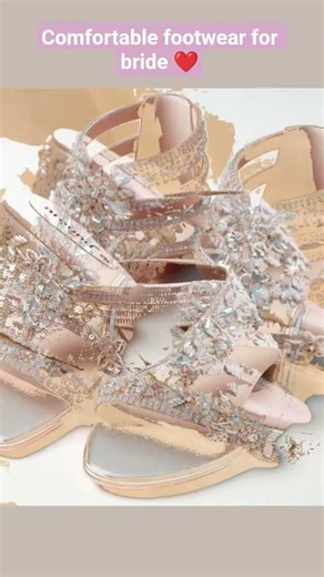 comfortable footwear for bride #mehndi #henna #mehndidesign #creativehenna#mehndidesign