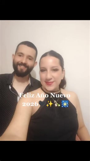 Videos de ade corral (@haydeecorral93) con “Hello (Official Karaoke Version) - Martin Solveig & Dragonette”