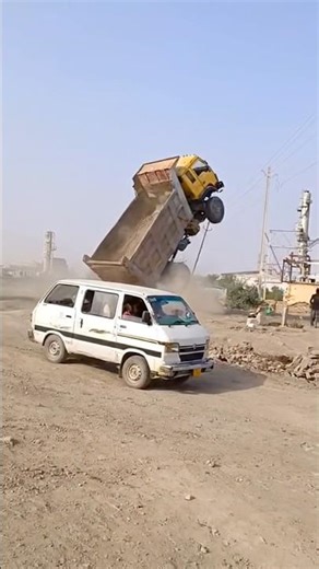 Truck flay in air horns sound