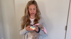 Dearbaby Baby Soother Cry Activated Sensor Toys,Heartbeat Bunny for Babies,Plush Stuffed Animal for Newborn Infants,Baby Toy Vibrating with Mom’s Heartbeat,Baby Shower Gifts for Girls and Boys